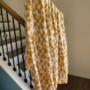 Peasant top, small metallic daisies, Solitaire, large